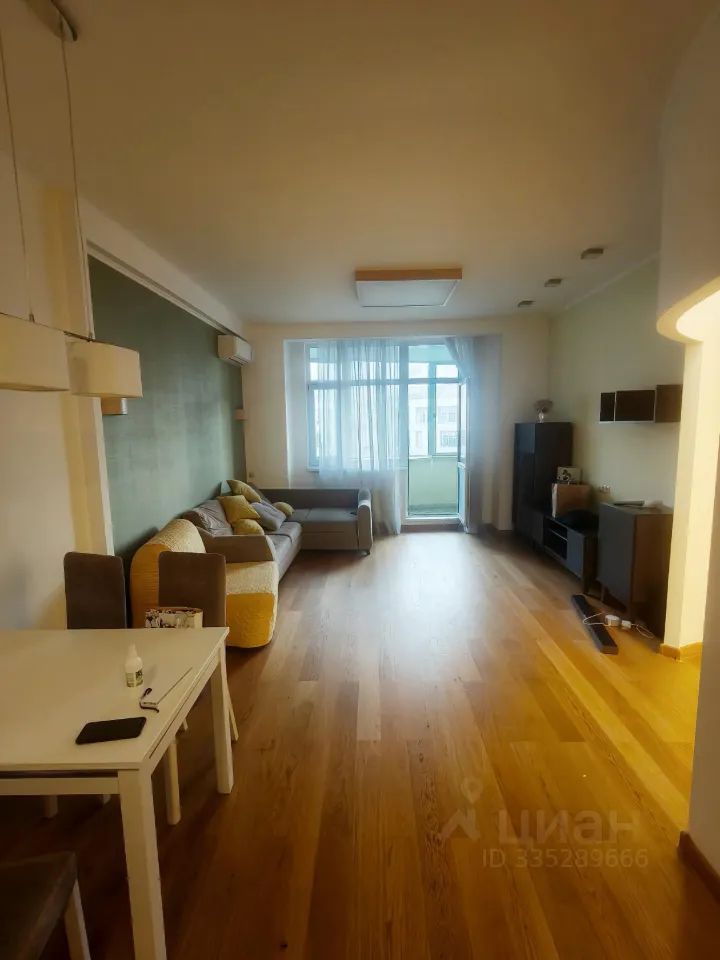 m. Oktyabrskaya: Apartment, 2-rooms