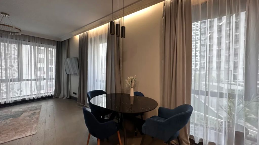 m. Narodnoe Opolchenie: Apartment, 2-rooms