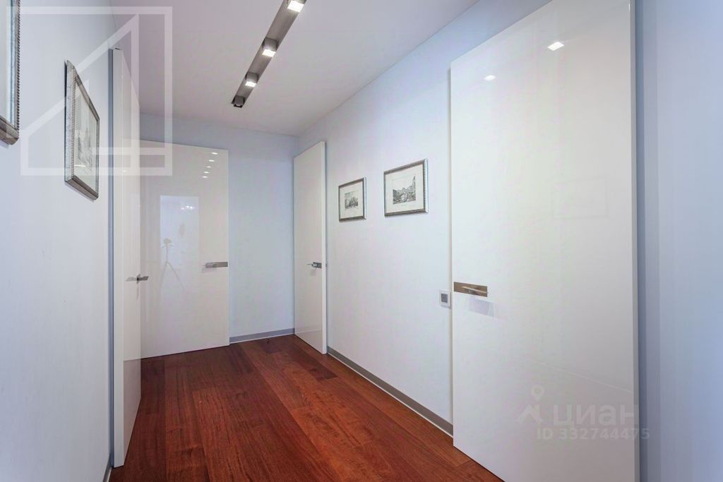 m. Smolenskaya: Apartment, 4-rooms