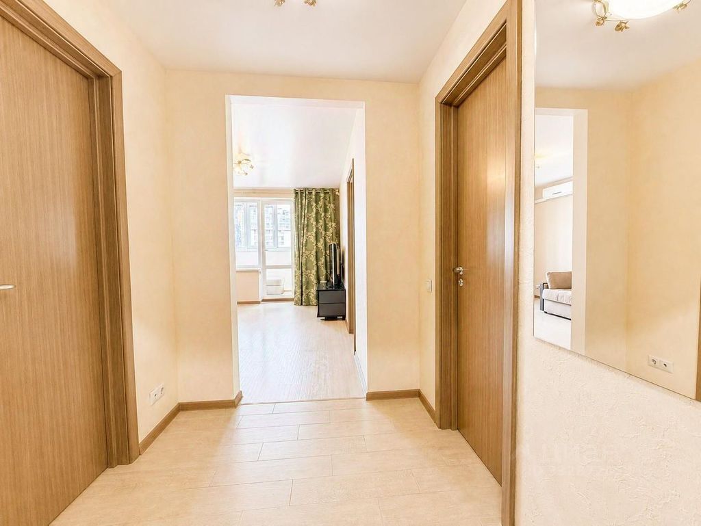 m. Shabolovskaya: Apartment, 1-rooms
