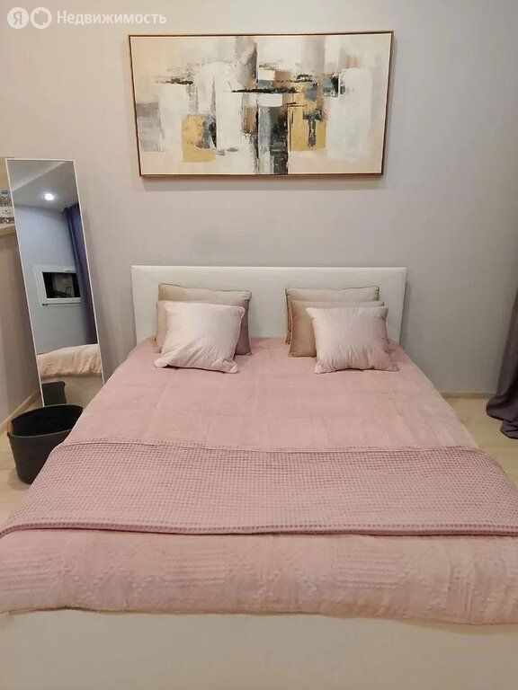 m. TsSKA: Apartment, studio