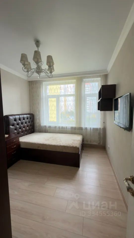 m. Levoberezhnaya: Apartment, 3-rooms