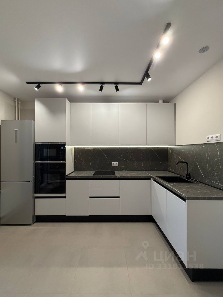 m. Bulvar Dmitriya Donskogo: Apartment, 2-rooms