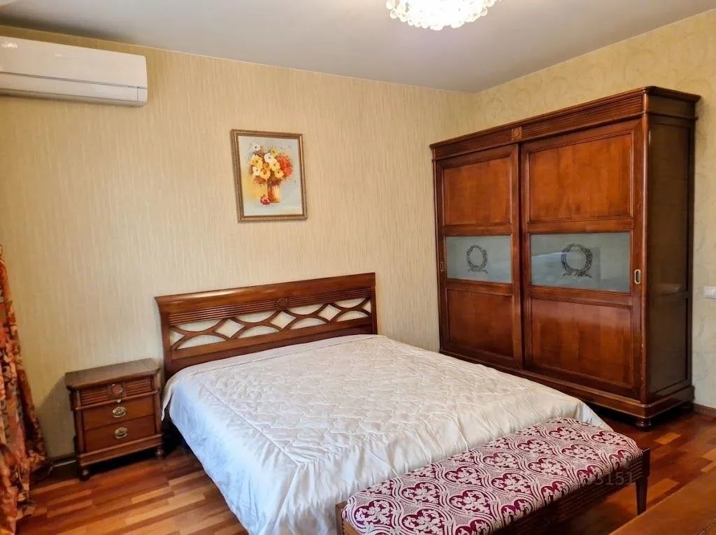 m. Pavshino: Apartment, 2-rooms