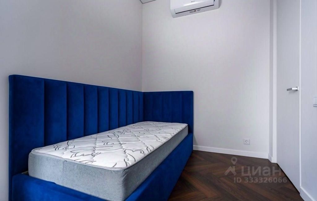 m. Trikotazhnaya: Apartment, 2-rooms