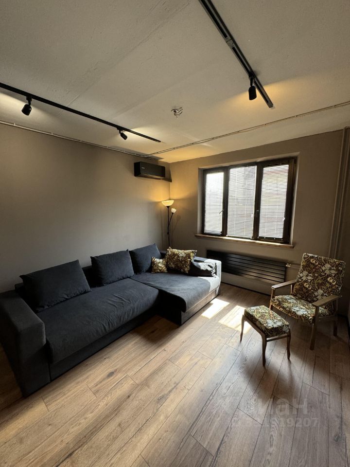 m. Shabolovskaya: Apartment, 1-rooms
