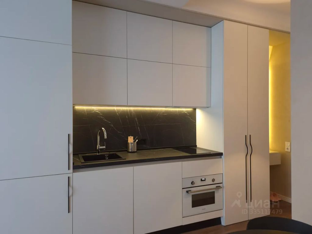 m. Narodnoe Opolchenie: Apartment, 2-rooms
