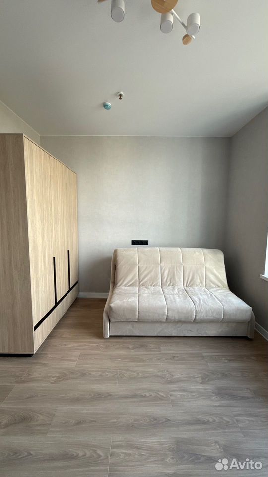 m. Maryina Roscha: Apartment, studio