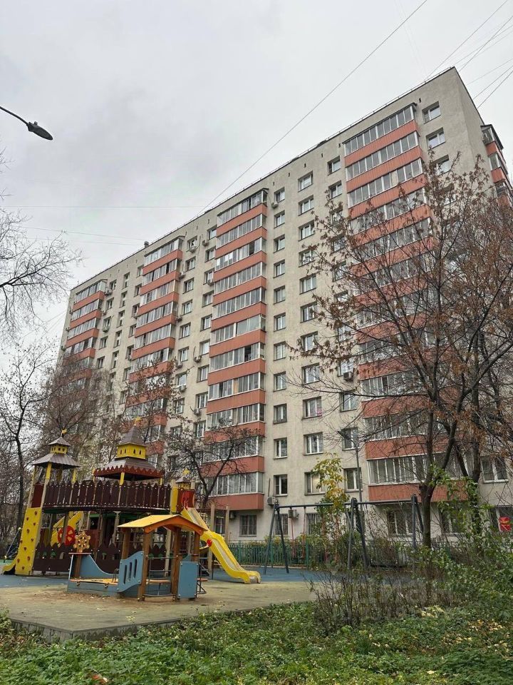m. Baumanskaya: Apartment, 1-rooms