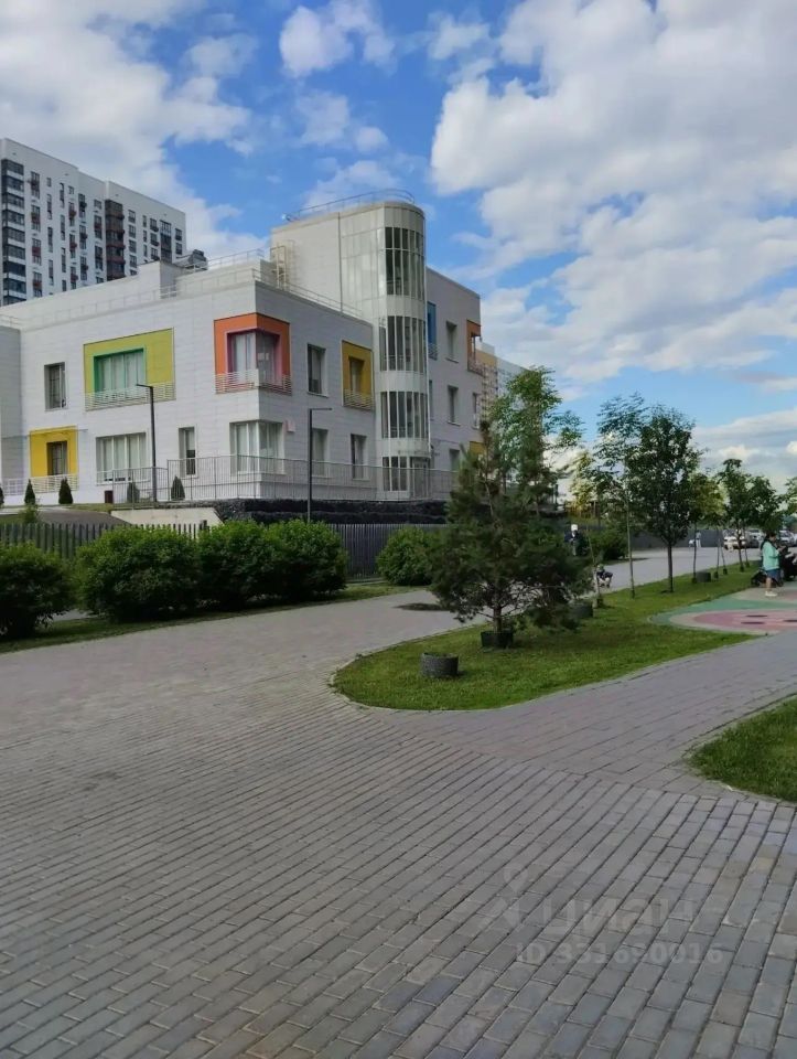 m. Bulvar Dmitriya Donskogo: Apartment, 2-rooms