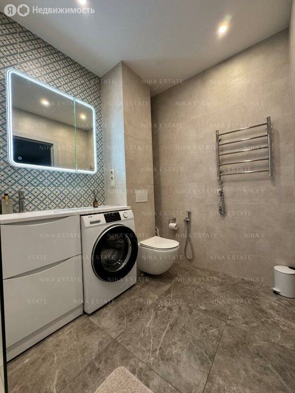 m. ZIL: Apartment, 2-rooms
