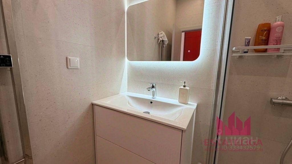 m. Aminyevskaya: Apartment, studio