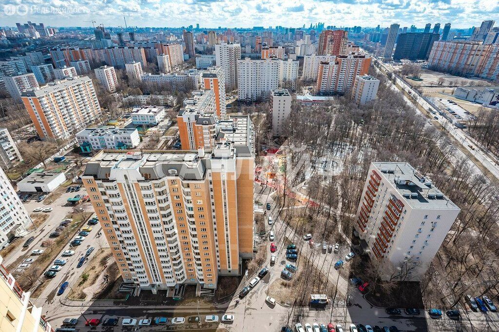 m. Khovrino: Apartment, 3-rooms