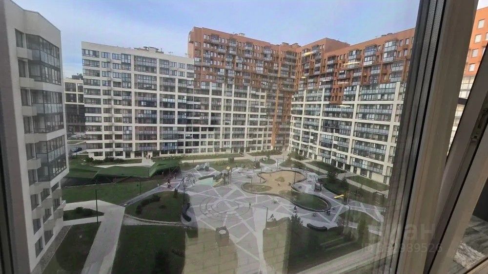 m. Pyatnitskoe shosse: Apartment, 3-rooms