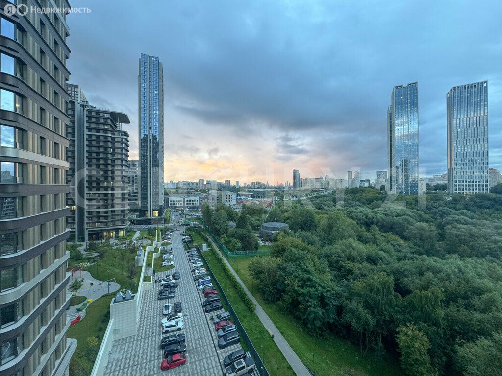 m. Michurinsky prospekt: Apartment, 3-rooms
