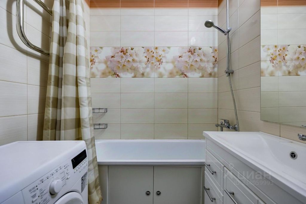 m. Myakinino: Apartment, 2-rooms