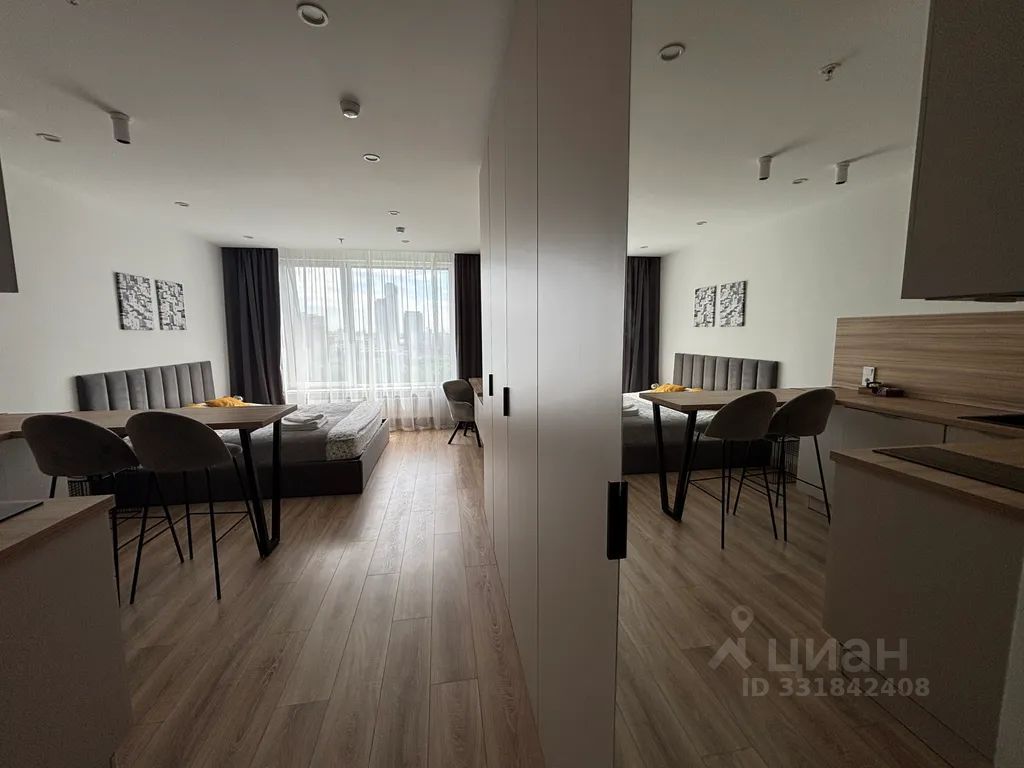 m. Botanichesky sad: Apartment, studio