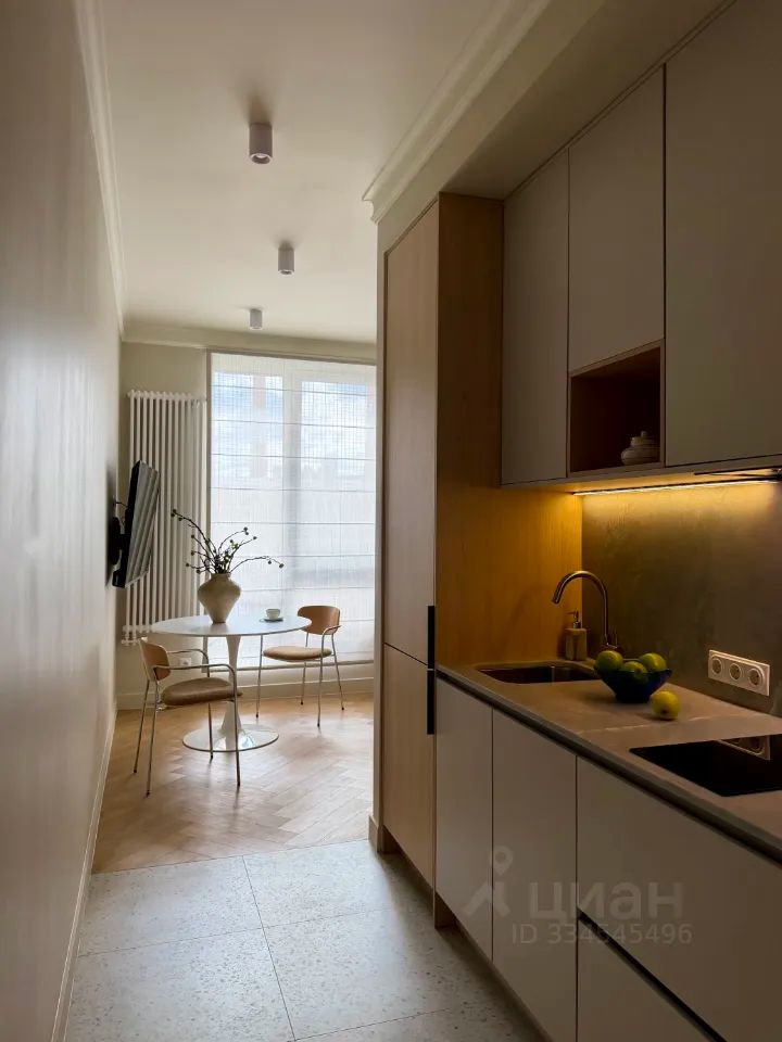m. Kalitniki: Apartment, studio