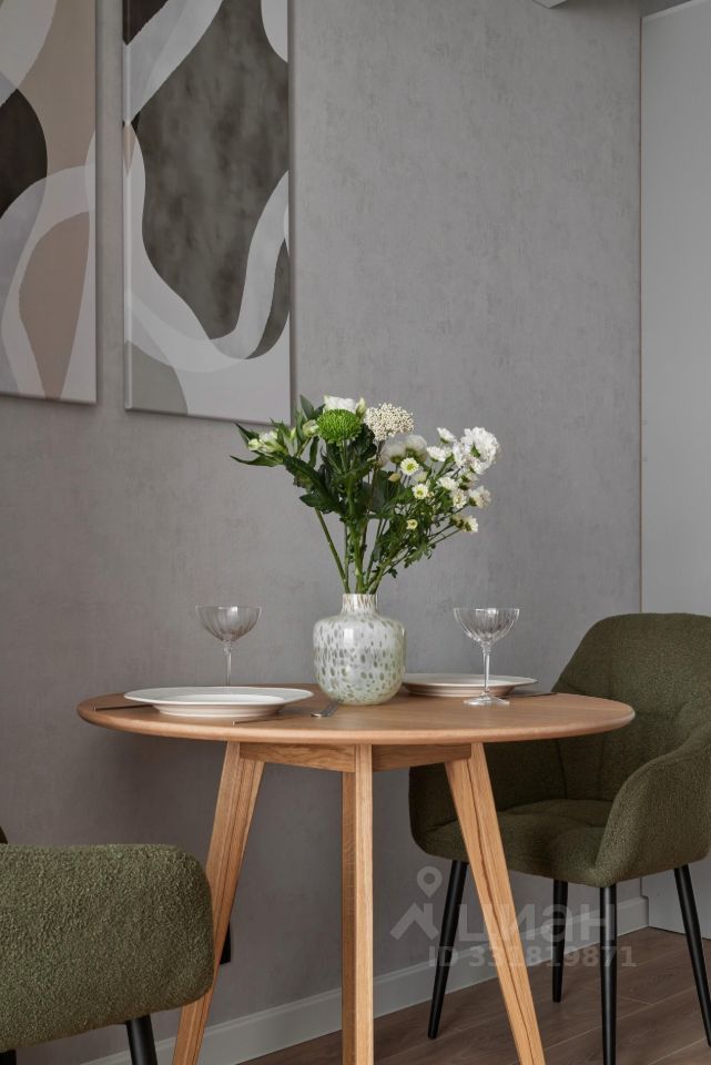 m. Maryina Roscha: Apartment, studio