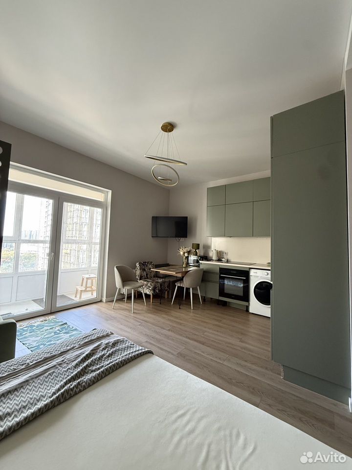m. Strogino: Apartment, studio