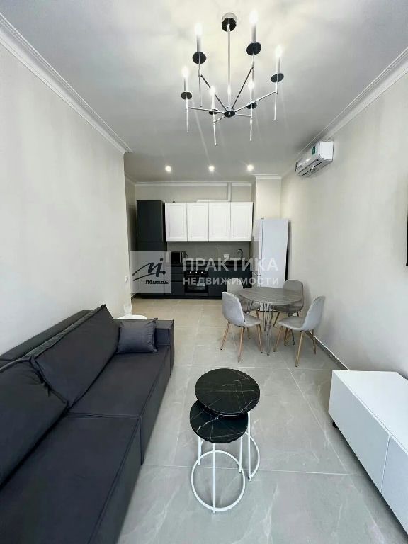 m. ZIL: Apartment, 2-rooms