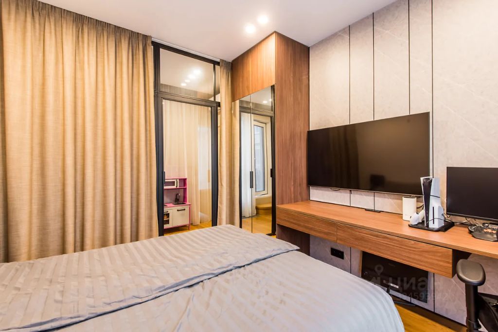 m. Tekhnopark: Apartment, 2-rooms