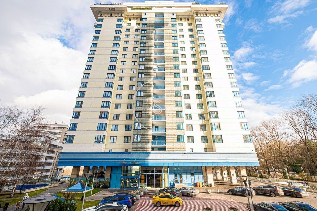 m. Minskaya: Apartment, 4-rooms