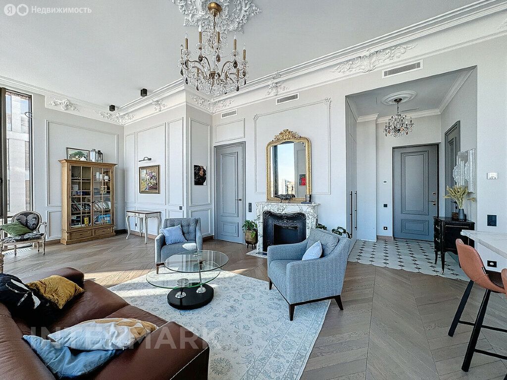 m. Mendeleevskaya: Apartment, 4-rooms
