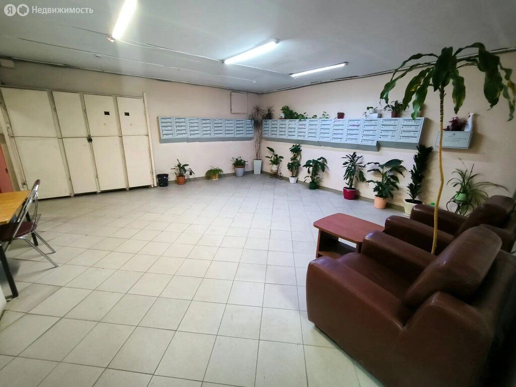 m. Polyanka: Apartment, 2-rooms