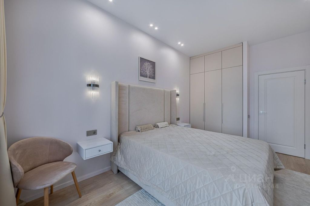 m. Aminyevskaya: Apartment, 2-rooms