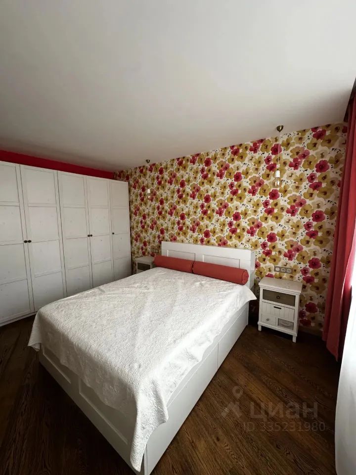 m. Krasnogorskaya: Apartment, 2-rooms