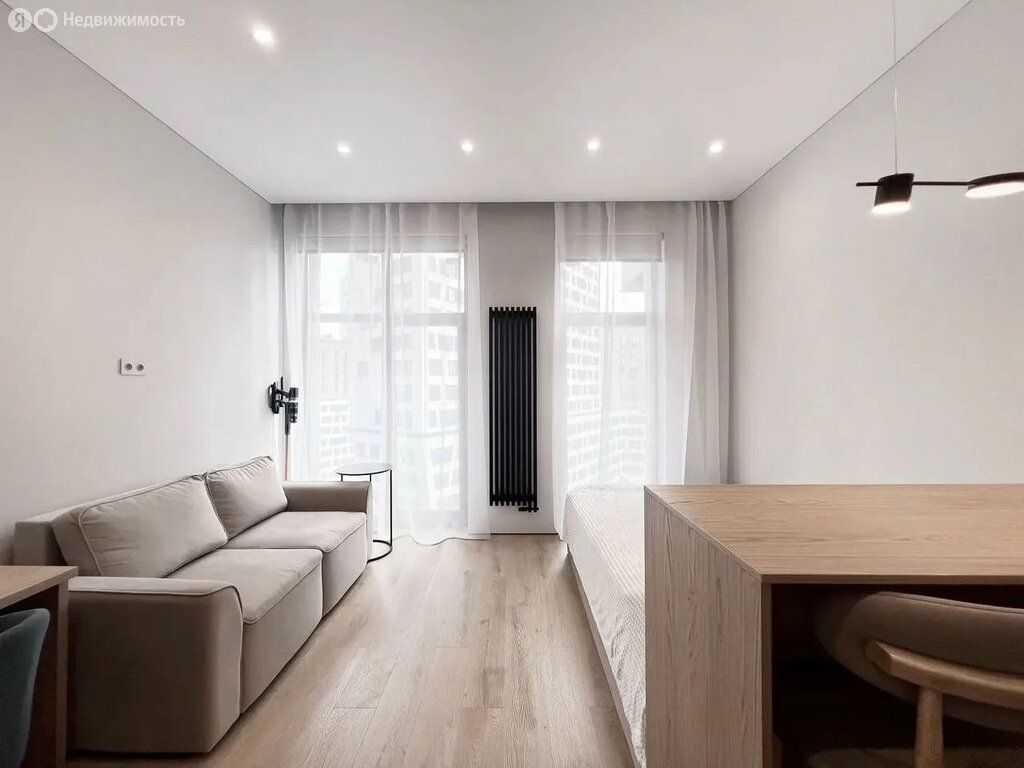 m. Zorge: Apartment, studio