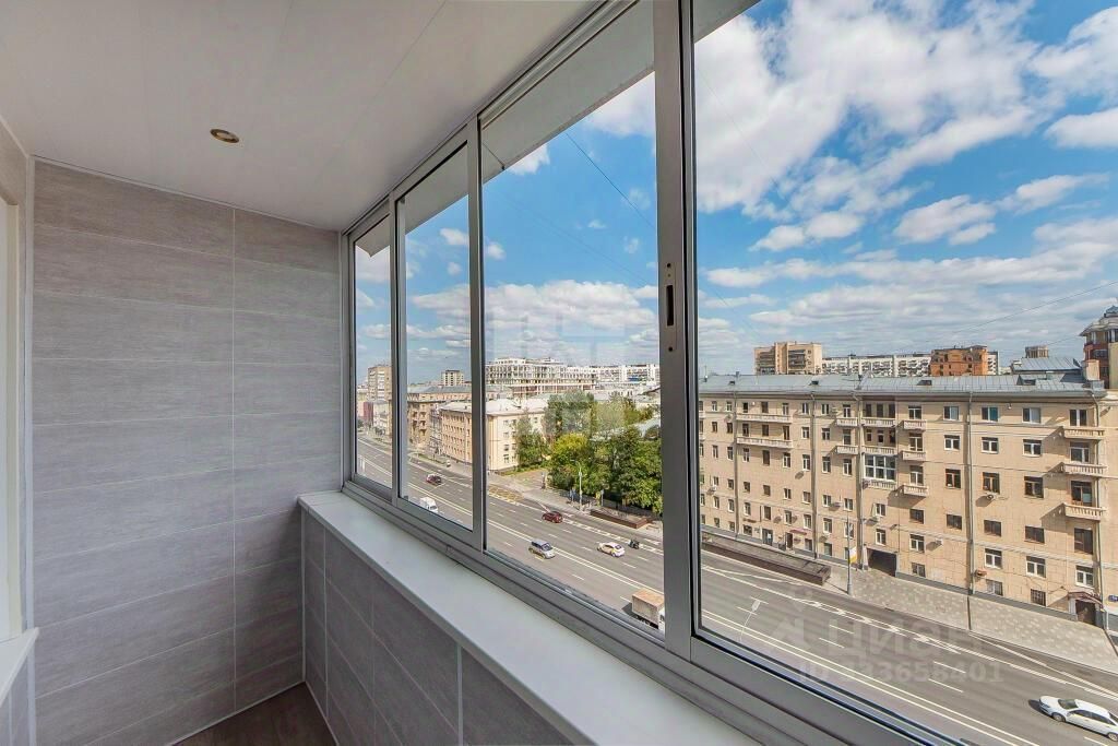 m. Polyanka: Apartment, 2-rooms