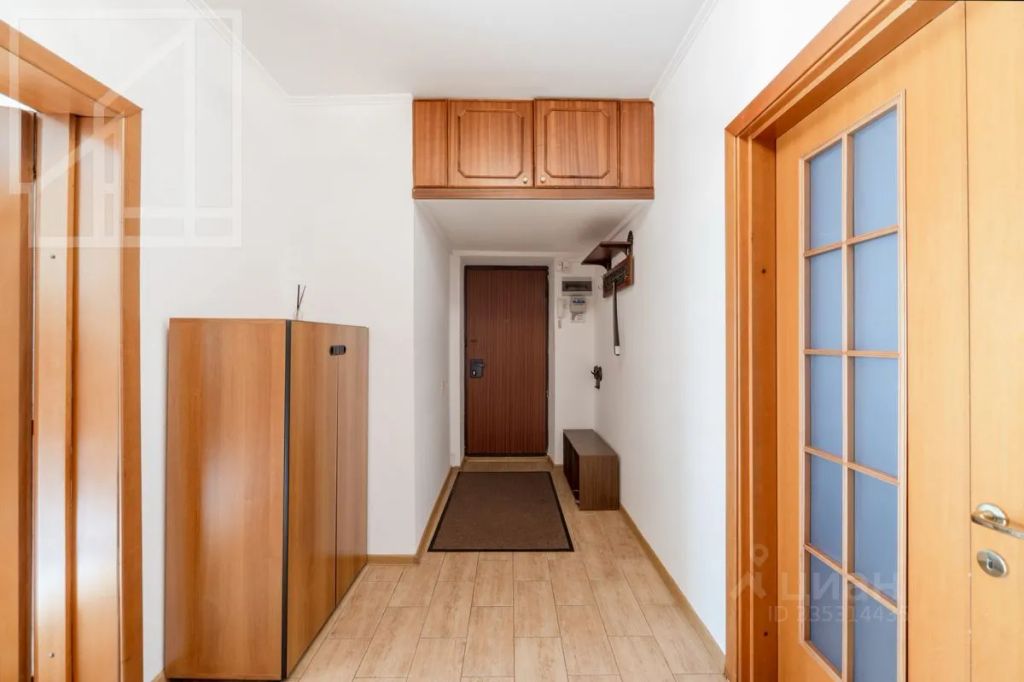 m. Smolenskaya: Apartment, 3-rooms