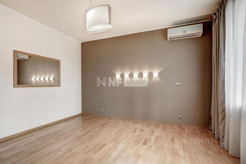 m. Sukharevskaya: Apartment, 3-rooms
