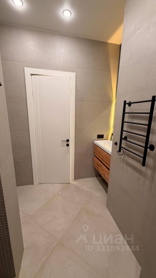 m. Serp i Molot: Apartment, 2-rooms