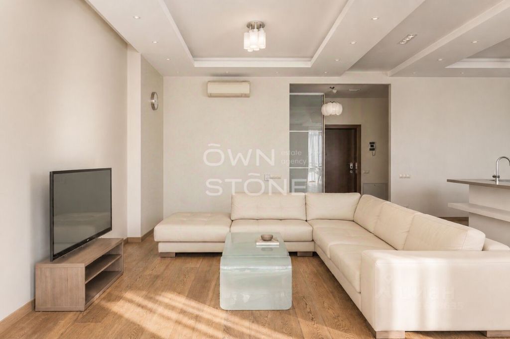 m. Chkalovskaya: Apartment, 3-rooms