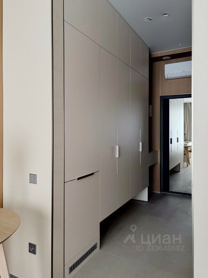 m. Kalitniki: Apartment, studio
