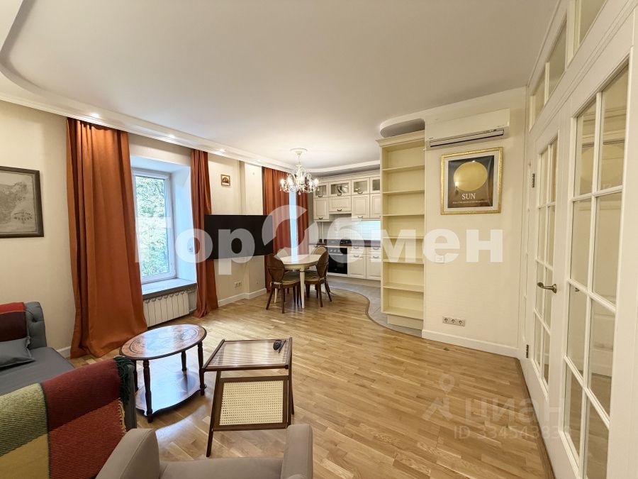 m. Kutuzovskaya: Apartment, 2-rooms