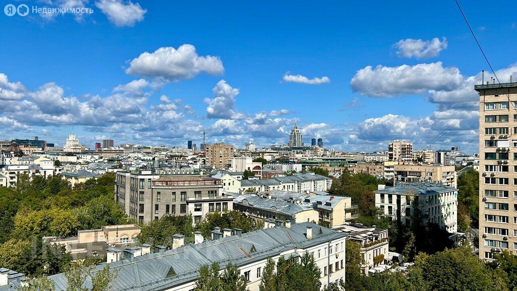 m. Arbatskaya: Apartment, 3-rooms