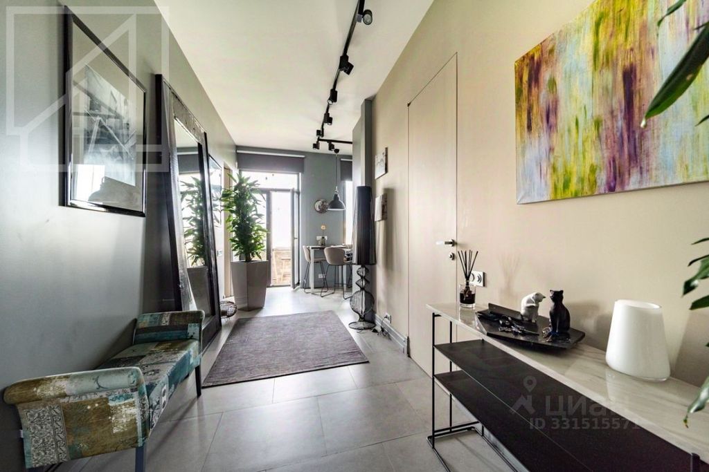 m. Barrikadnaya: Apartment, 2-rooms
