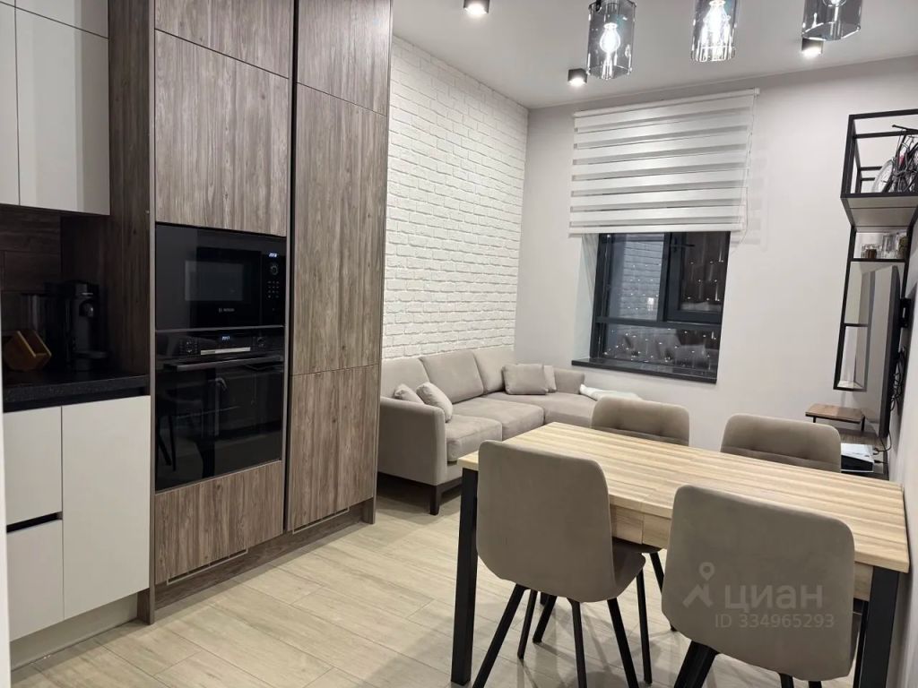 m. Aminyevskaya: Apartment, 2-rooms