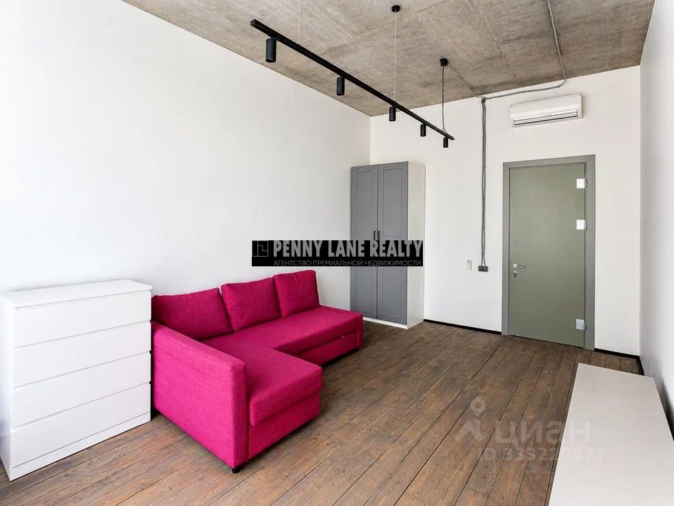 m. Shabolovskaya: Apartment, 4-rooms