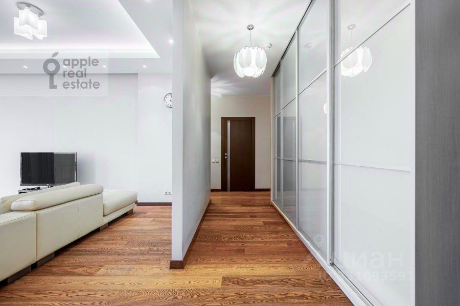 m. Chkalovskaya: Apartment, 3-rooms