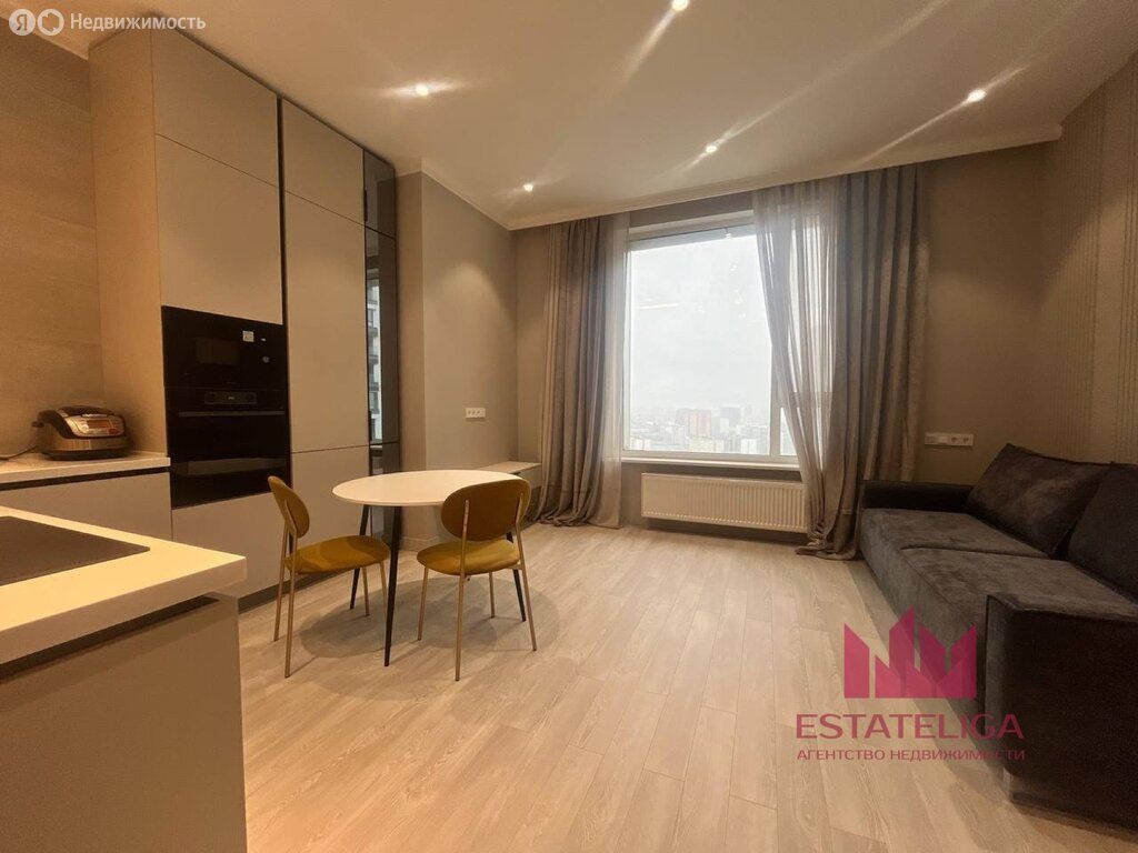m. Kaluzhskaya: Apartment, studio
