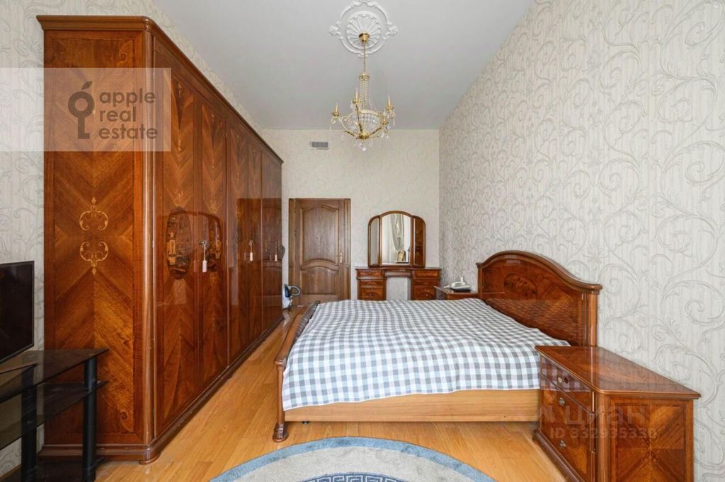 m. Kievskaya: Apartment, 2-rooms