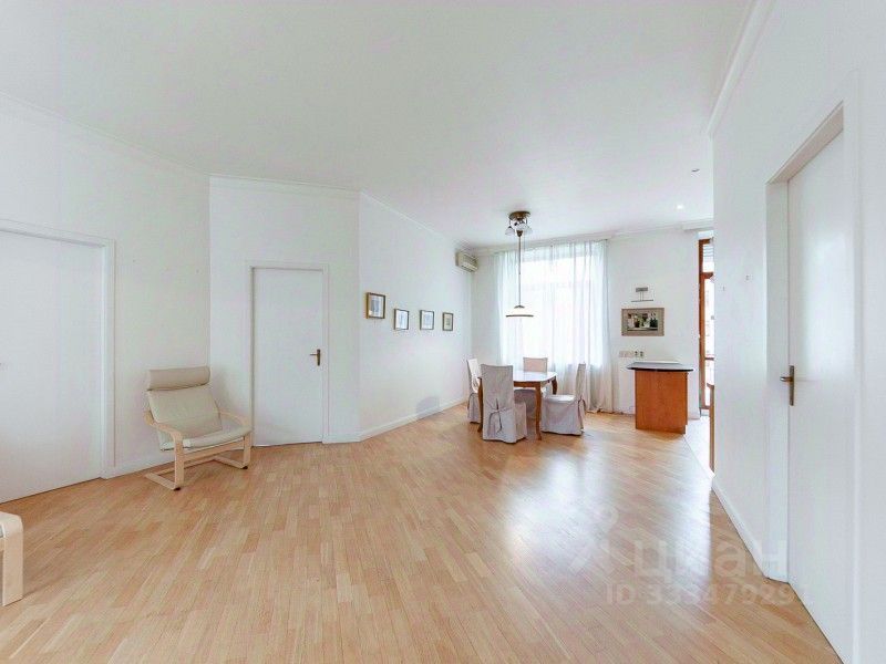 m. Mayakovskaya: Apartment, 3-rooms
