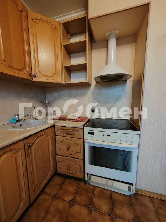 m. Kuzminki: Apartment, 2-rooms