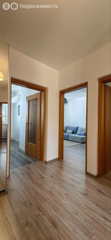 m. Dubrovka: Apartment, 2-rooms