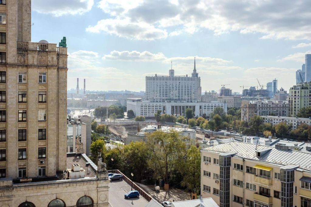 m. Barrikadnaya: Apartment, 2-rooms